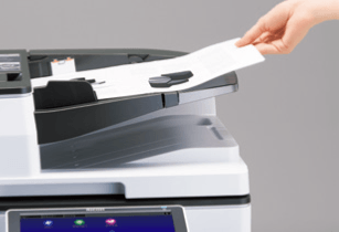 理光A3數(shù)碼復(fù)合機(jī)送 稿器