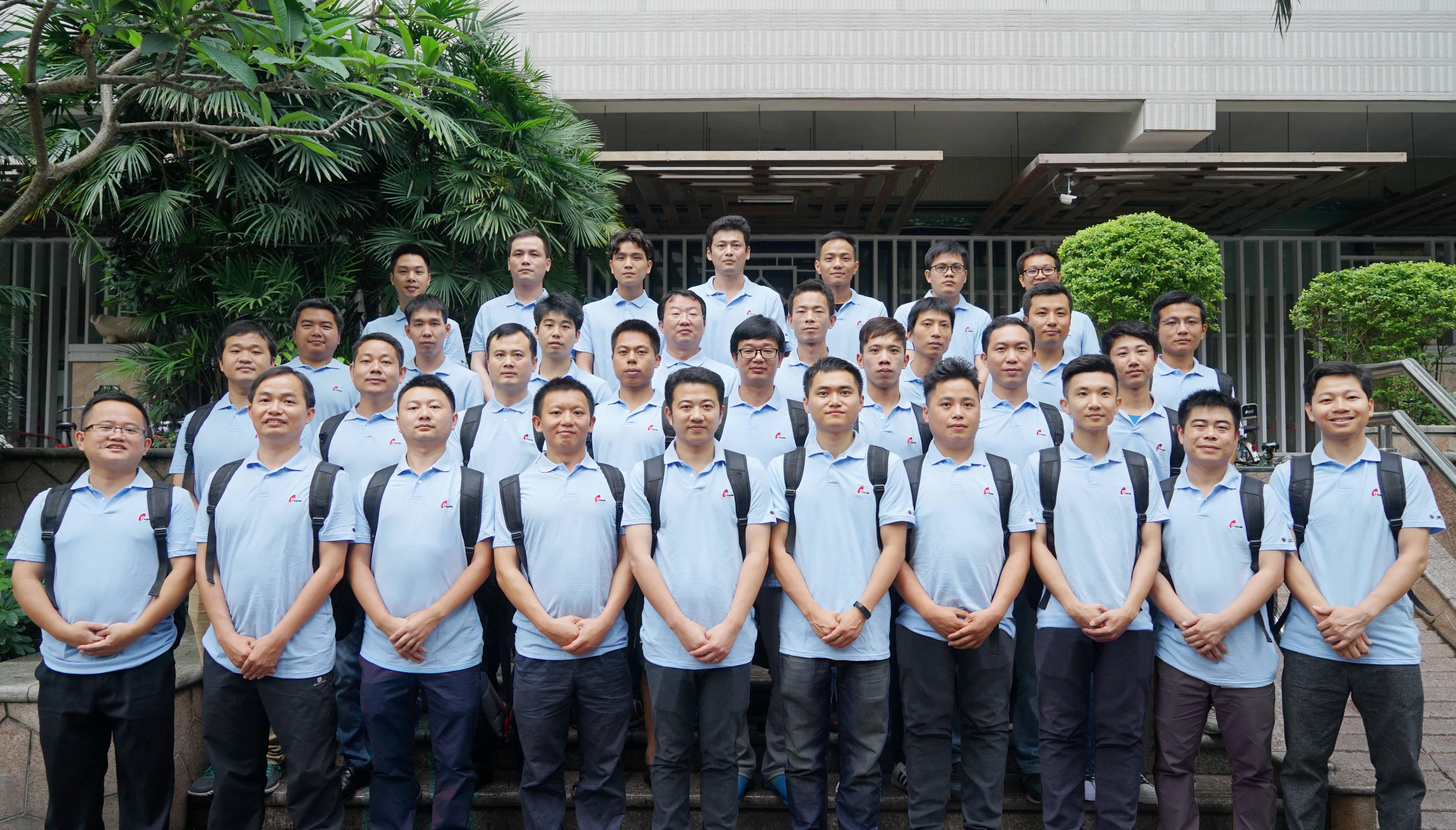 維修團(tuán)隊(duì) (2)